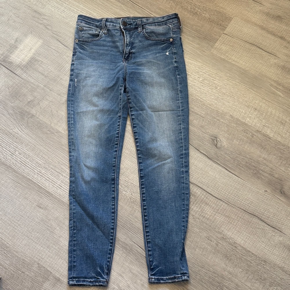 American Eagle Outfitters Light Blue Stretch Jeans